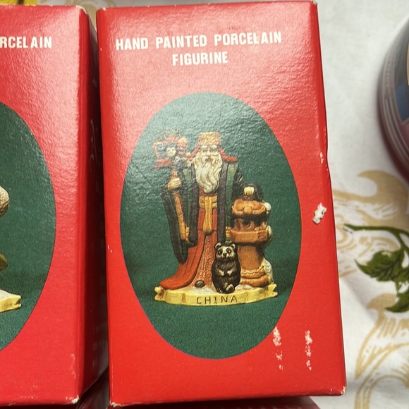 Vintage rage hand painted porcelain Santa figurines - Picture 4 of 7